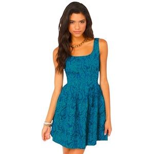 Jack by BB Dakota Jacquard Woven Teal/Blue Paisley Fit and Flare Dress Size 4